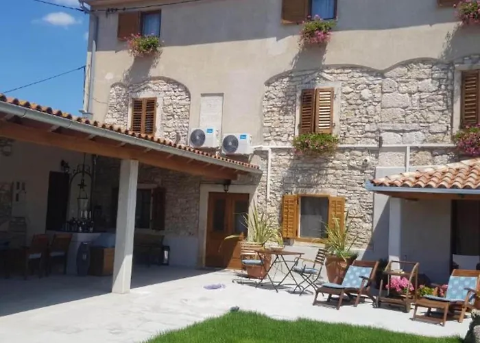 아파트 Double With Terrace Marčana