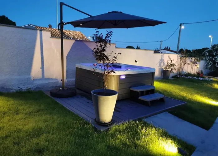 아파트 Double With Terrace *